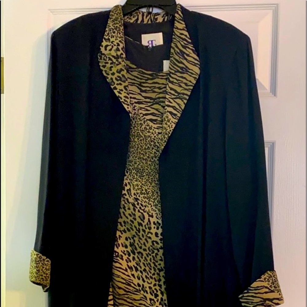 Bahari Group Woman’s Dress